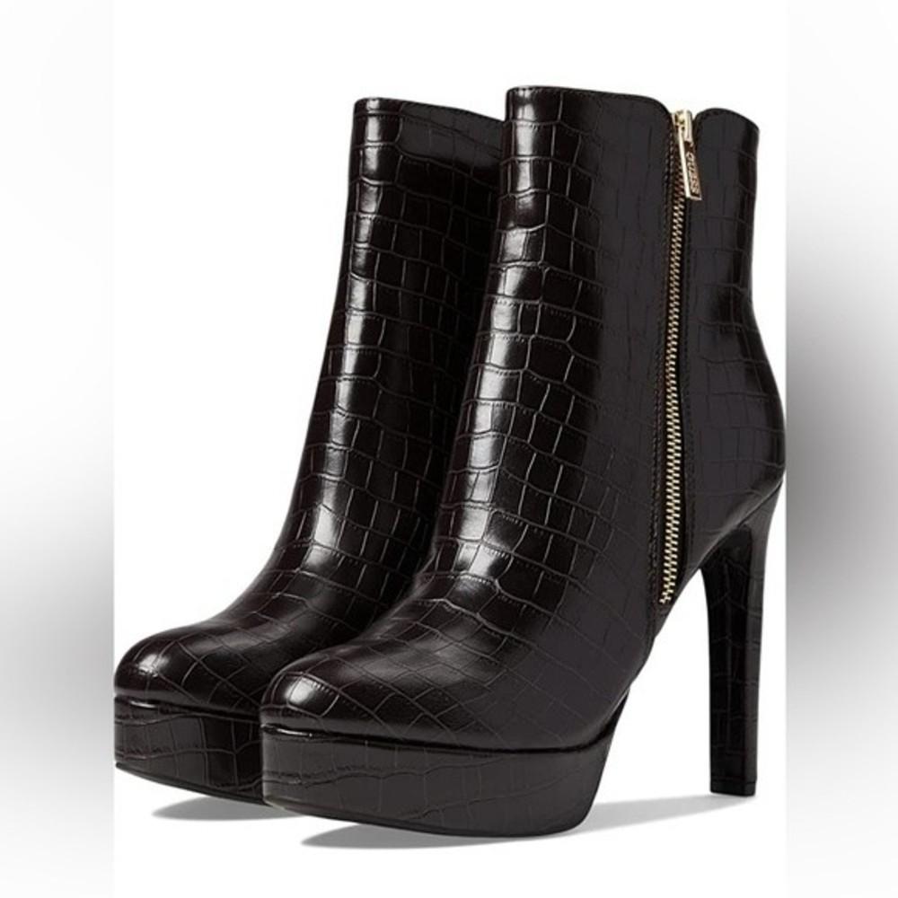 GUESS Lapse platform boots Shoes Dark Brown Croc faux Leather Size  7